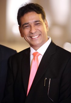 Dr. Dinesh Jain